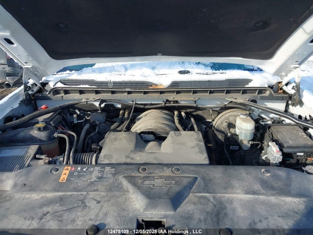 1GCVKREH2JZ377008 Chevrolet Silverado K1500 Lt