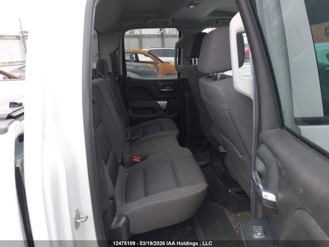 1GCVKREH2JZ377008 Chevrolet Silverado K1500 Lt