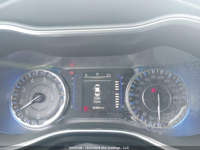 Chrysler 200 2015 1C3CCCFB3FN737174 Image 7