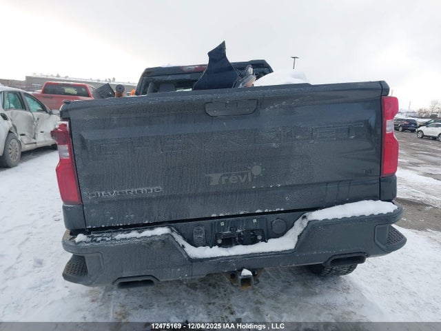 1GCPYFELXMZ111766 Chevrolet Silverado K1500 Lt Trail Boss