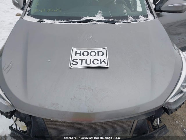 5NMZUDLB0JH070101 Hyundai SANTA FE SPORT