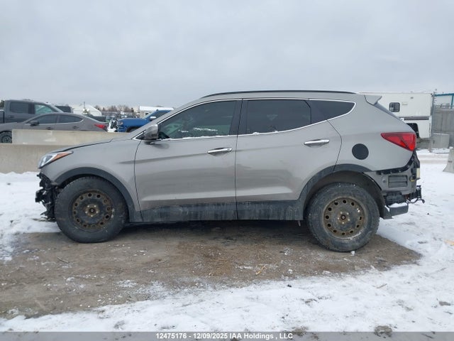 5NMZUDLB0JH070101 Hyundai SANTA FE SPORT
