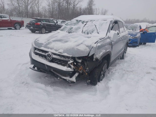 12475414 :رقم المزاد ، 3VVCX7B26NM043943 vin ، 2022 Volkswagen Taos Trendline مزاد بيع