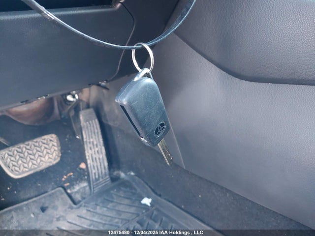 2019 Toyota Rav4 Le მანქანა იყიდება აუქციონზე, vin: 2T3B1RFV8KC001734, აუქციონის ნომერი: 12475480