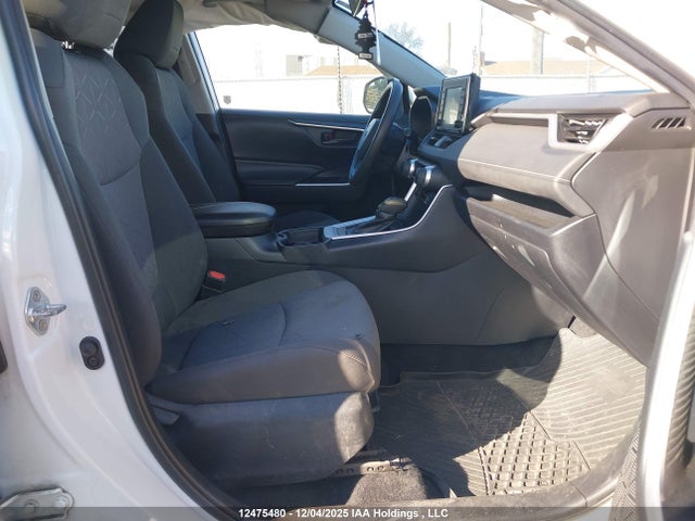 2019 Toyota Rav4 Le მანქანა იყიდება აუქციონზე, vin: 2T3B1RFV8KC001734, აუქციონის ნომერი: 12475480