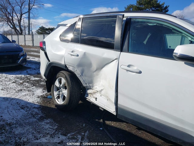 2019 Toyota Rav4 Le მანქანა იყიდება აუქციონზე, vin: 2T3B1RFV8KC001734, აუქციონის ნომერი: 12475480