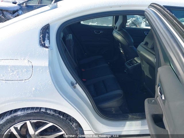 7JR102TM6MG118812 Volvo S60 T5 R-design
