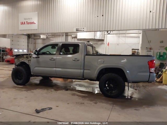 5TFDZ5BN3JX031555 Toyota Tacoma Dbl Cab/sr5/trd Sport/or
