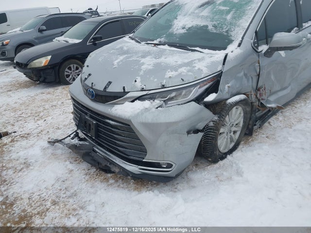 5TDGSKFC3SS204376 Toyota Sienna Limited 7-passenger