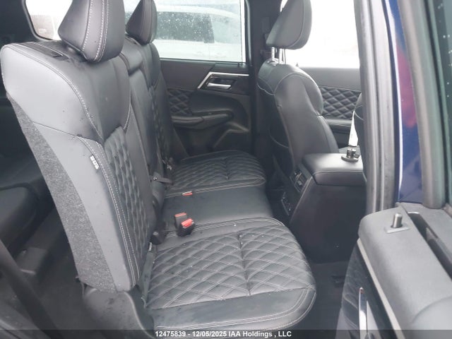 JA4J4VA85PZ618876 Mitsubishi Outlander Gt/gt Premium