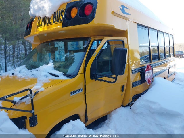 12475840 :رقم المزاد ، 1FDFE4FN3SDD27747 vin ، 2025 Ford E-450 Cutaway مزاد بيع