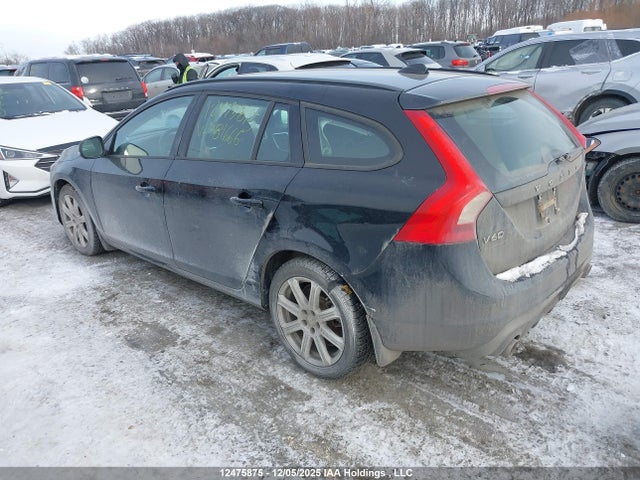Volvo V60 T5 Dynamic 2018 YV140MSL5J2381666 Image 3