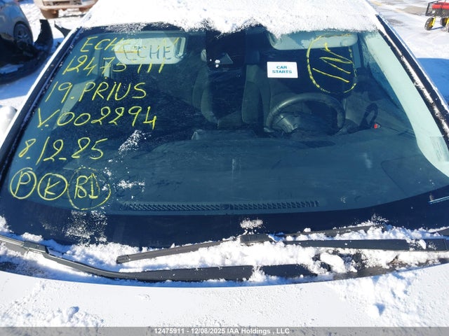 JTDL9RFU3K3002294 Toyota Prius