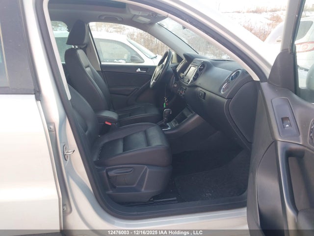 12476003 :رقم المزاد ، WVGJV3AX8EW517663 vin ، 2014 Volkswagen Tiguan Comfortline/highline/trendline مزاد بيع