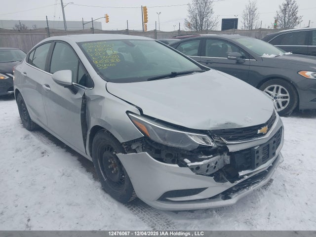 12476067 :رقم المزاد ، 1G1BE5SMXH7227358 vin ، 2017 Chevrolet Cruze مزاد بيع