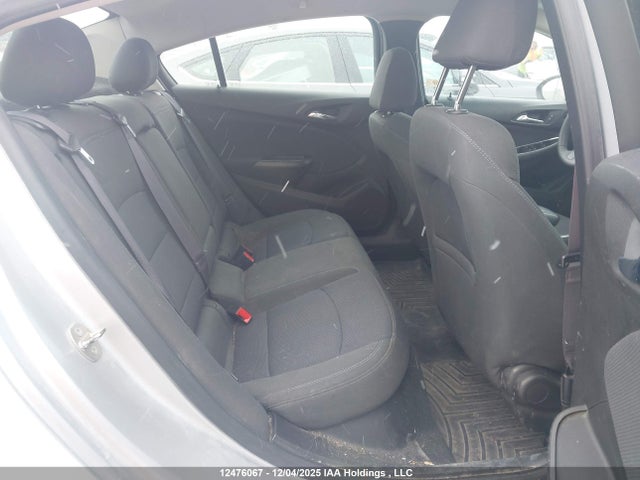 12476067 :رقم المزاد ، 1G1BE5SMXH7227358 vin ، 2017 Chevrolet Cruze مزاد بيع