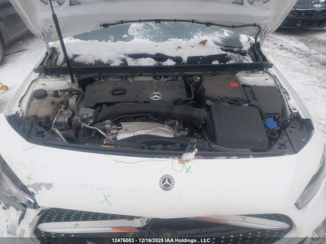 WDD3G4FBXKW001140 Mercedes-Benz A 220 4matic