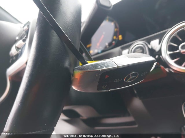WDD3G4FBXKW001140 Mercedes-Benz A 220 4matic