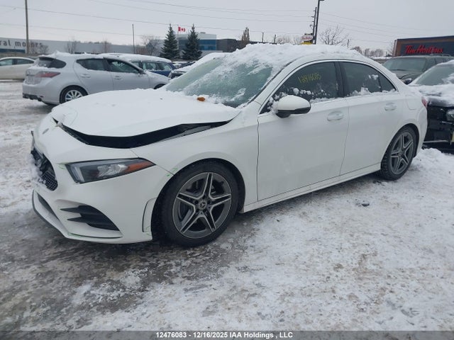 WDD3G4FBXKW001140 Mercedes-Benz A 220 4matic