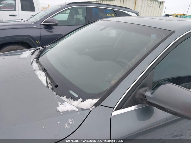 WAUBFCFL8EN043826 Audi A4 PREMIUM