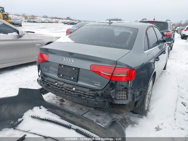 WAUBFCFL8EN043826 Audi A4 PREMIUM