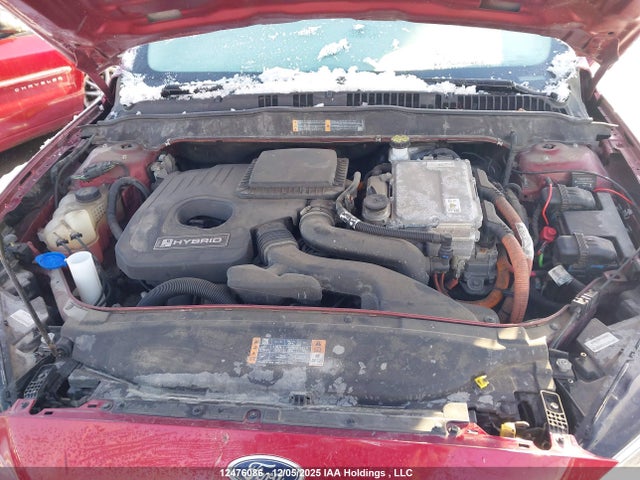 3FA6P0RU2KR191246 Ford Fusion
