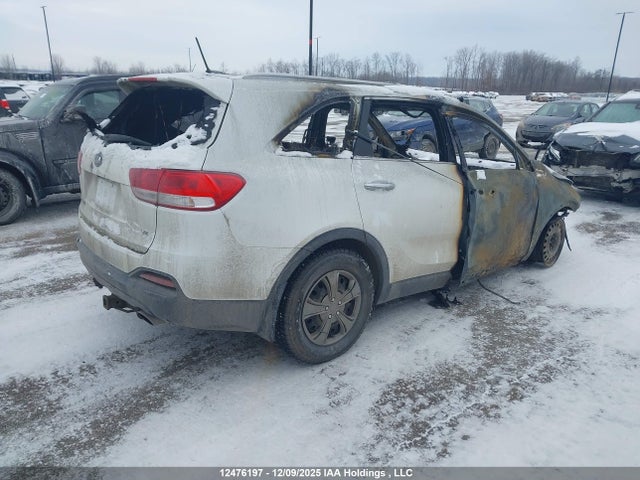 5XYPGDA52GG184261 KIA Sorento
