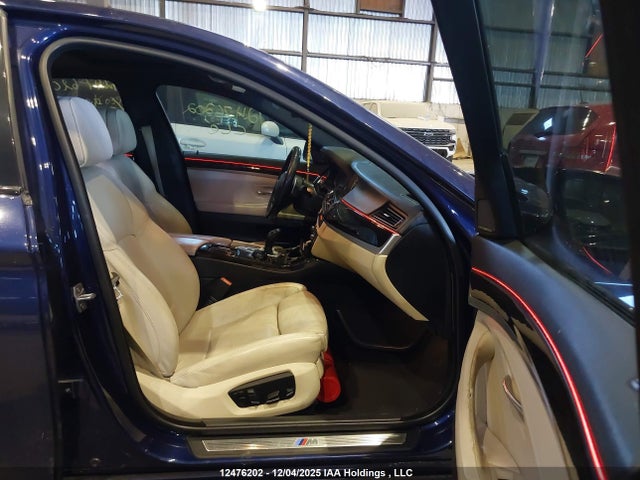 WBAKP9C5XGD980353 BMW 550i Xdrive