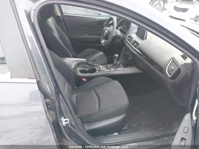 3MZBM1V79FM209460 Mazda MAZDA3
