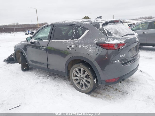 JM3KFBDM5M1126488 Mazda CX-5 GT