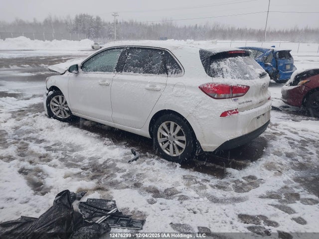 KMHH35LE6LU139069 Hyundai Elantra Gt Preferred Auto
