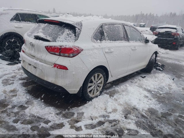 KMHH35LE6LU139069 Hyundai Elantra Gt Preferred Auto