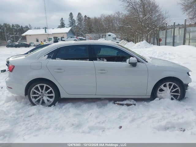 12476303 :رقم المزاد ، WAUCCRFF6F1018409 vin ، 2015 Audi A3 Premium Plus مزاد بيع