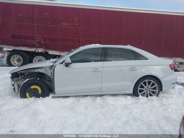 12476303 :رقم المزاد ، WAUCCRFF6F1018409 vin ، 2015 Audi A3 Premium Plus مزاد بيع