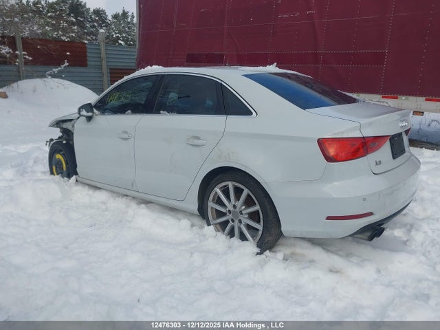 12476303 :رقم المزاد ، WAUCCRFF6F1018409 vin ، 2015 Audi A3 Premium Plus مزاد بيع