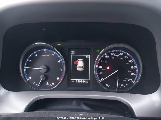 12476367 :رقم المزاد ، 2T3ZFREV6JW422897 vin ، 2018 Toyota Rav4 Le مزاد بيع