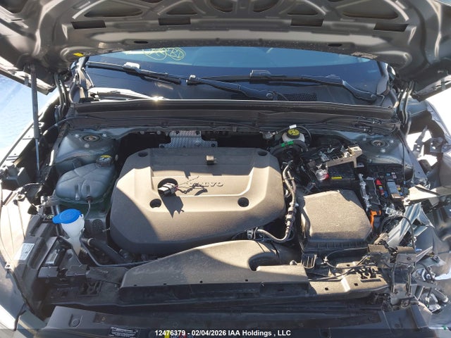 YV4L12UC9T2669240 Volvo Xc40 B5 Plus Dark Theme