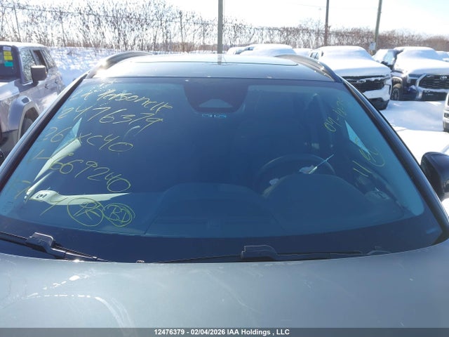 YV4L12UC9T2669240 Volvo Xc40 B5 Plus Dark Theme