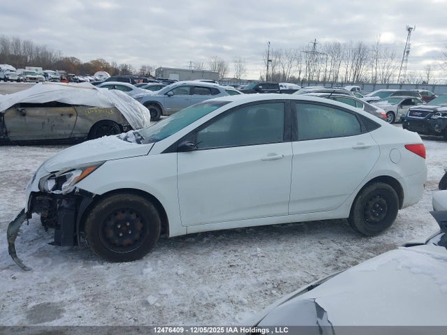 12476409 :رقم المزاد ، KMHCT4AE7DU349639 vin ، 2013 Hyundai Accent Gl مزاد بيع