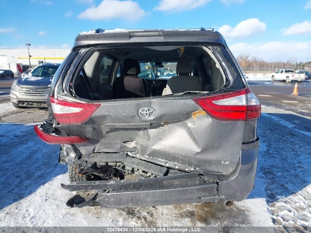 Продажа на аукционе авто 2019 Toyota Sienna 7-passenger, vin: 5TDZZ3DCXKS011820, номер лота: 12476438