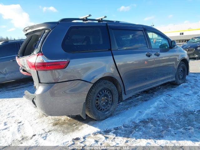 Продажа на аукционе авто 2019 Toyota Sienna 7-passenger, vin: 5TDZZ3DCXKS011820, номер лота: 12476438