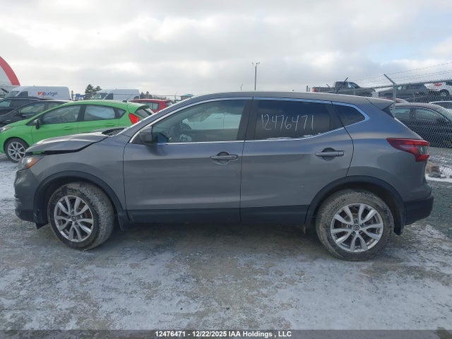 JN1BJ1AWXMW445124 Nissan Qashqai S