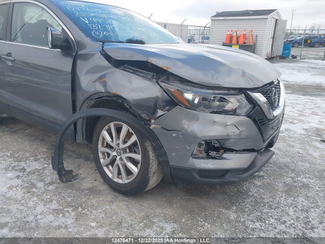 JN1BJ1AWXMW445124 Nissan Qashqai S