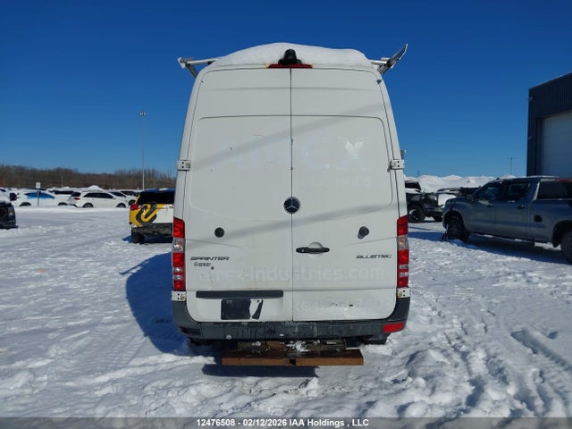 Mercedes-Benz Sprinter 2500 Standard Roof 2016 WD3BE7DD1GP337630 Image 17