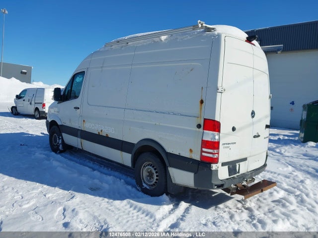 Mercedes-Benz Sprinter 2500 Standard Roof 2016 WD3BE7DD1GP337630 Image 3