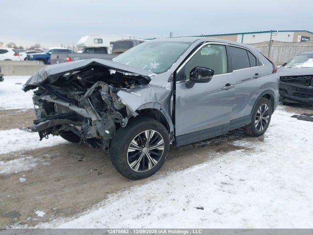 JA4ATUAA8NZ613474 Mitsubishi Eclipse Cross Es