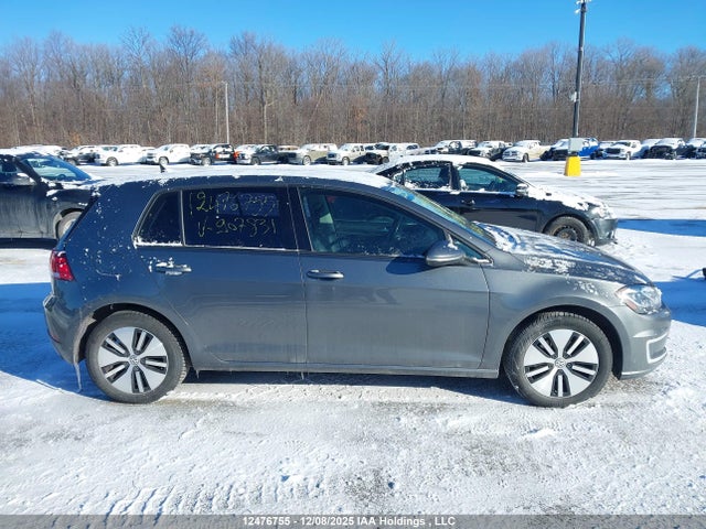 WVWPR7AU0JW907831 Volkswagen E-Golf