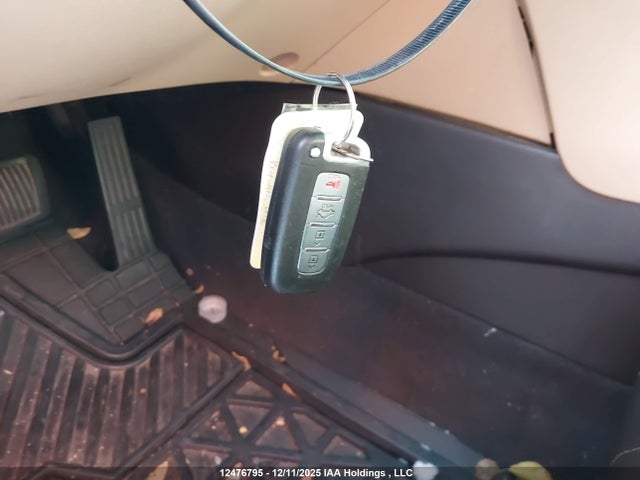 Продажа на аукционе авто 2011 Hyundai Sonata Hybrid Premium, vin: KMHEC4A40BA009473, номер лота: 12476795