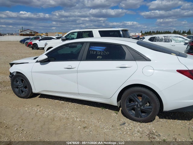 KMHLM4AG6MU114230 Hyundai Elantra Preferred Ivt