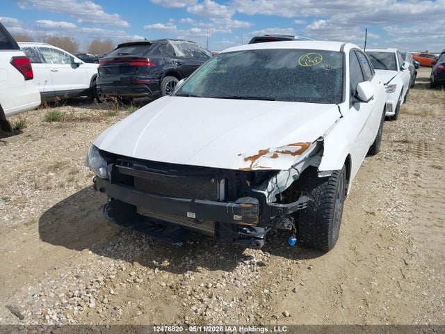 KMHLM4AG6MU114230 Hyundai Elantra Preferred Ivt